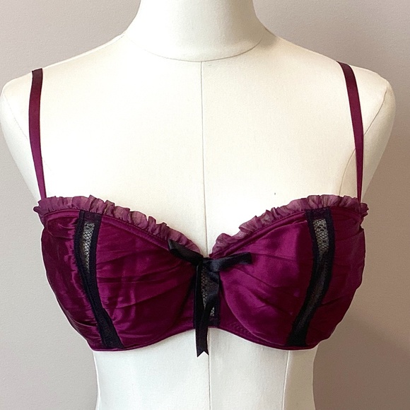 *NWOT* Spoylt Luxury Silk Pleated Ruffle Balconette Bra - 34D - Picture 1 of 8
